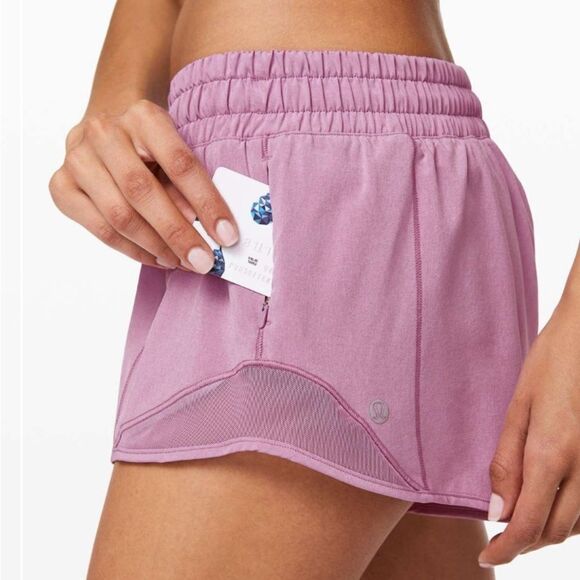 Lululemon Hotty Hot Short 2.5" Lilac Purple Size 10 Regular - Picture 1 of 7